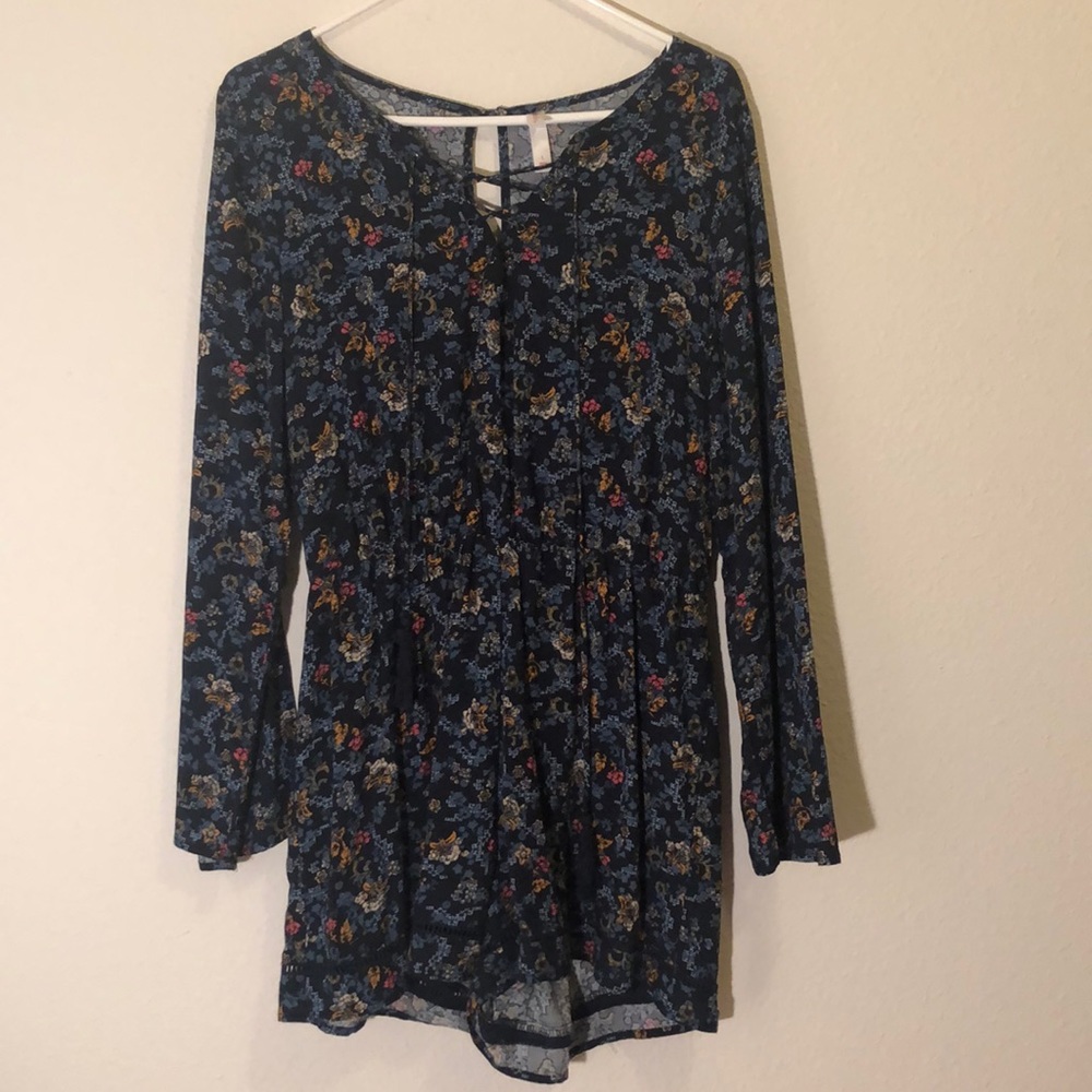 Navy blue romper with design